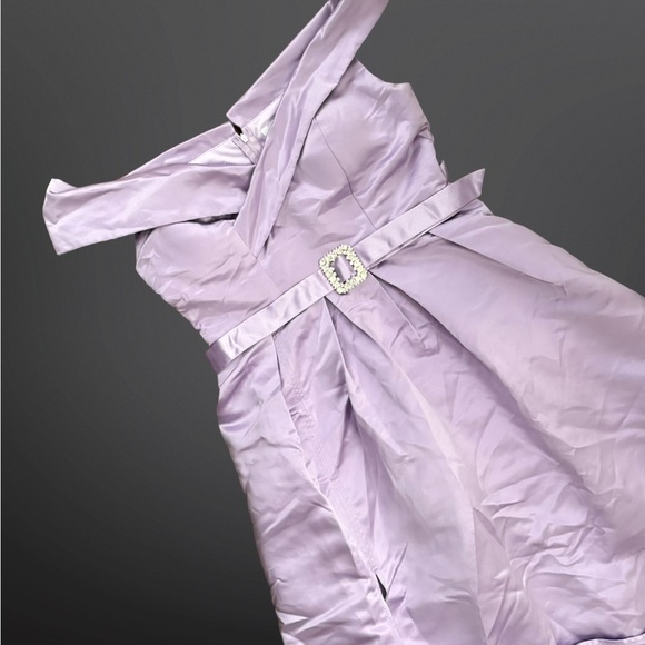 Elegant Lavender Off-Shoulder Boxy Pleated Split Thigh Belt Light Purple size L - Picture 7 of 8